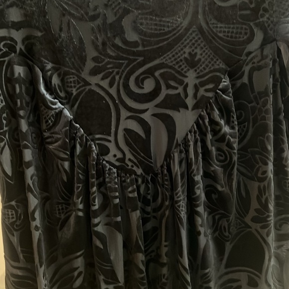 Ultra Pink top, size M - Picture 2 of 11